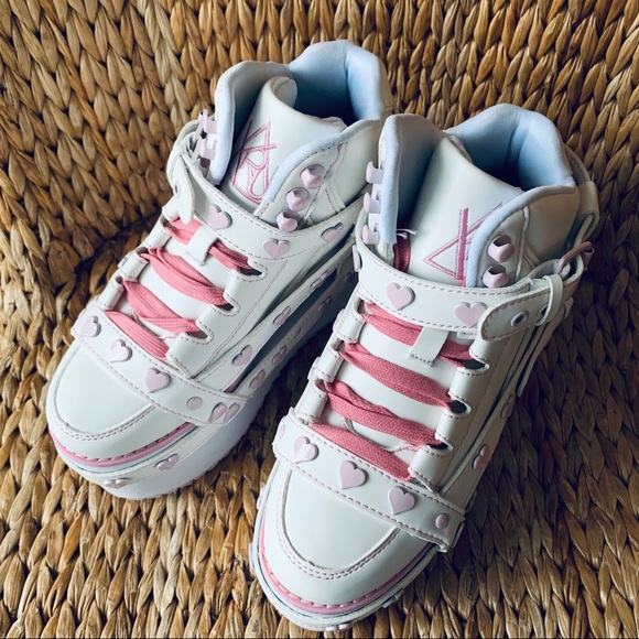 New Qozmo Pink 💕Heart Bondage Platform Sneakers - Picture 4 of 8
